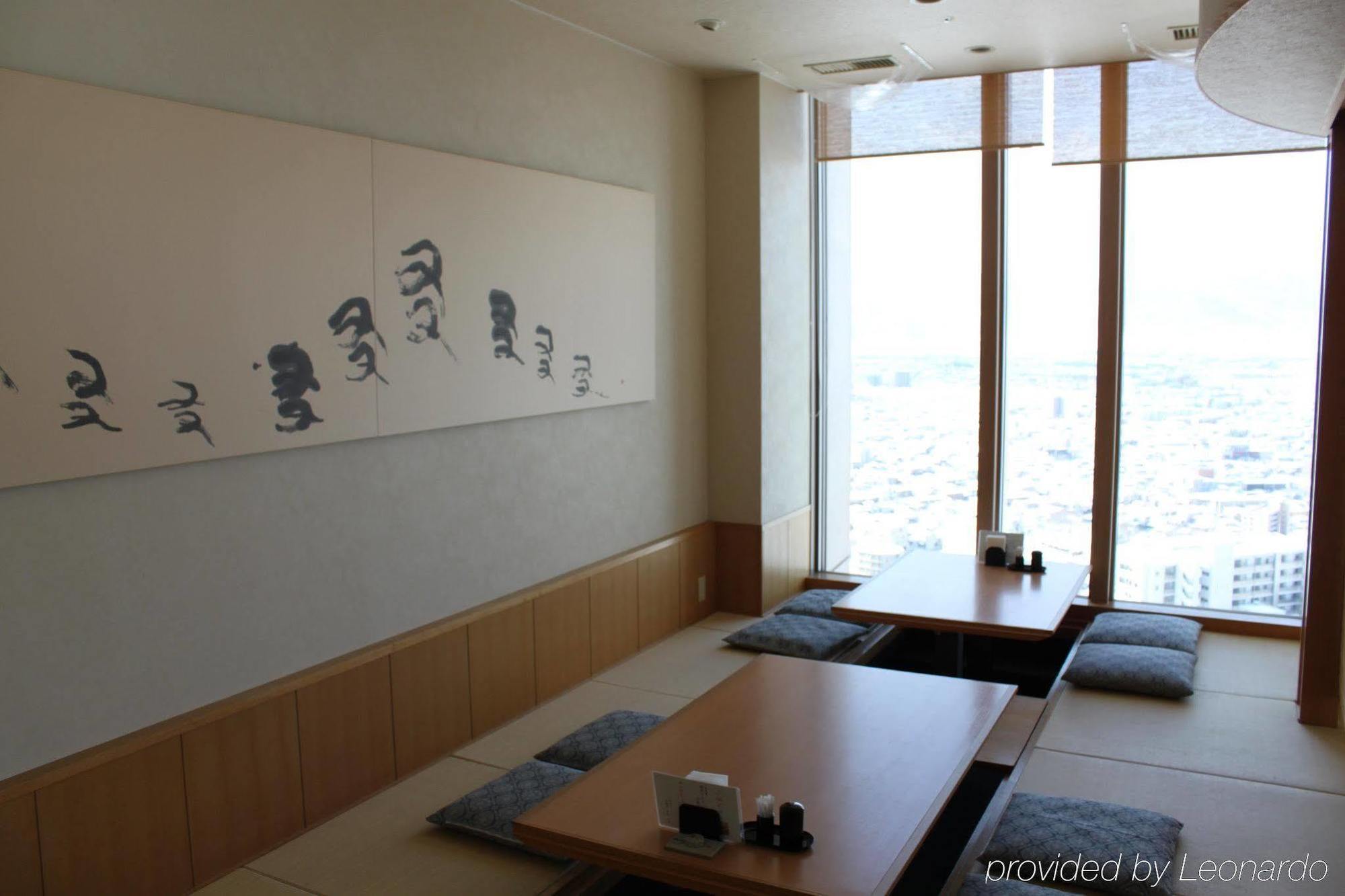 Yamagata Eki Nishiguchi Washington Hotel Restaurante foto